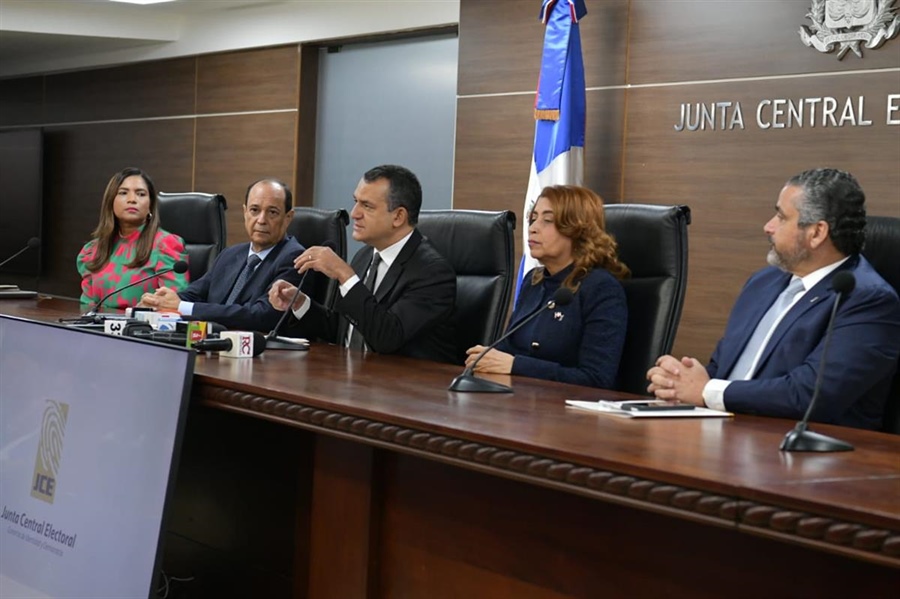 JCE interfiere y distrae investigación sobre fondos elecciones en el exterior 2024