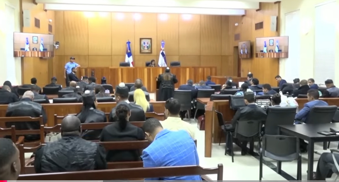 Fijan para el 15 de junio sentencia contra generales acusados de corrupción administrativa
