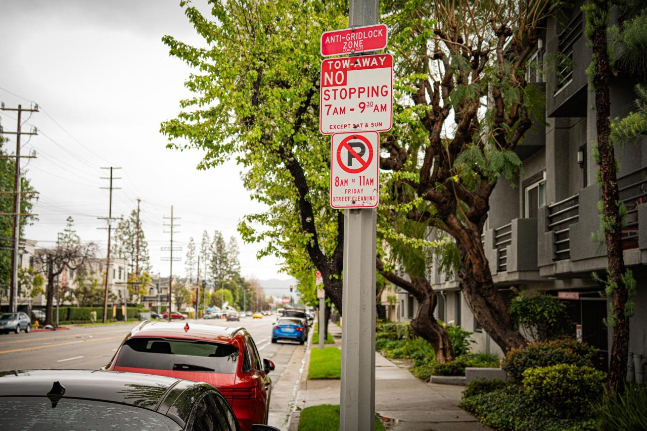 Ansonia aprueba ordenanza de estacionamiento residencial en varias calles