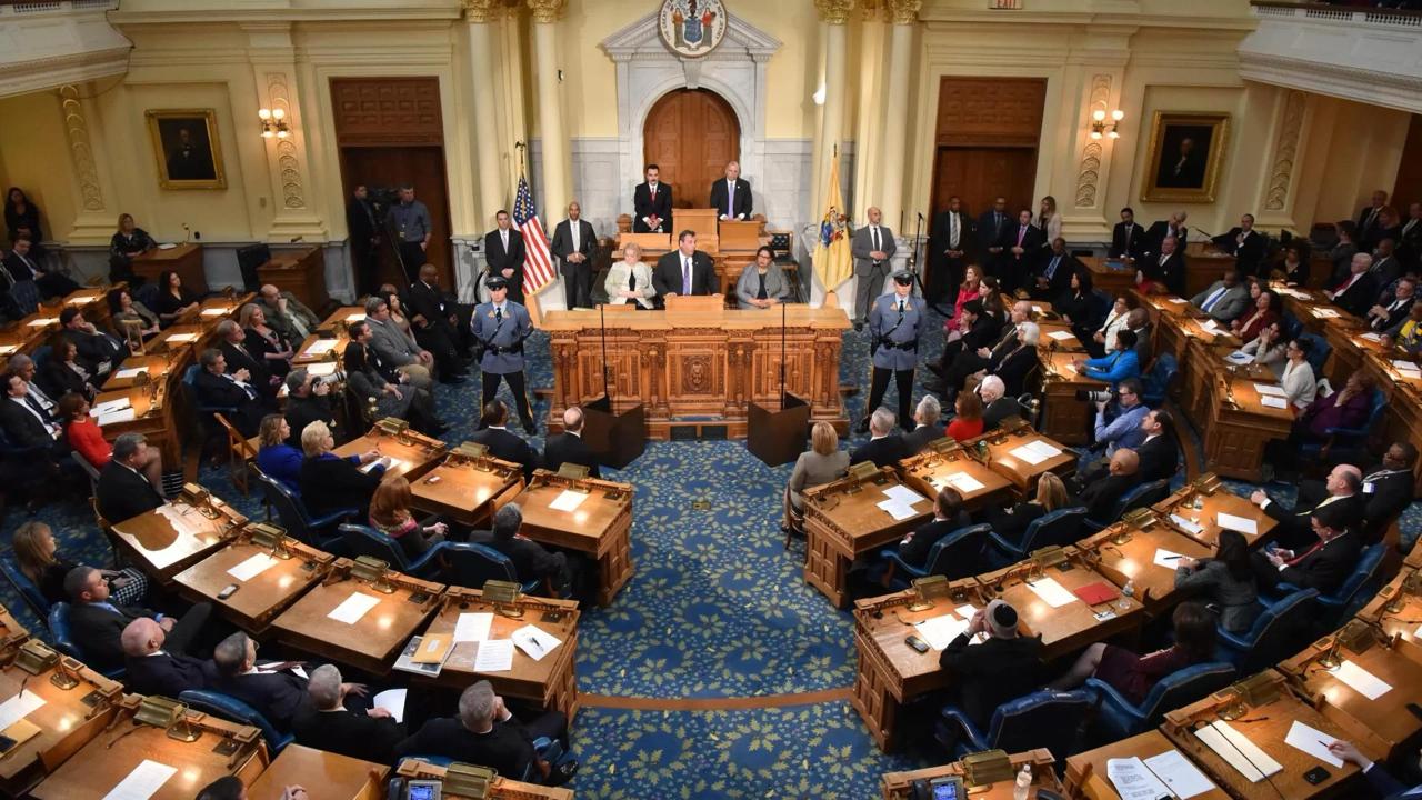 Legisladores discuten reformas fiscales en Trenton
