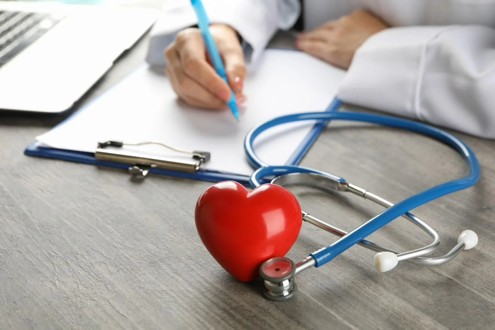 American Academy of Pediatrics alerta sobre aumento de problemas de salud infantil