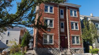 New York lawmakers debate housing reforms amid rising rents