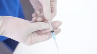 CDC Faces Scrutiny Over Unpublished COVID Vaccine Report
