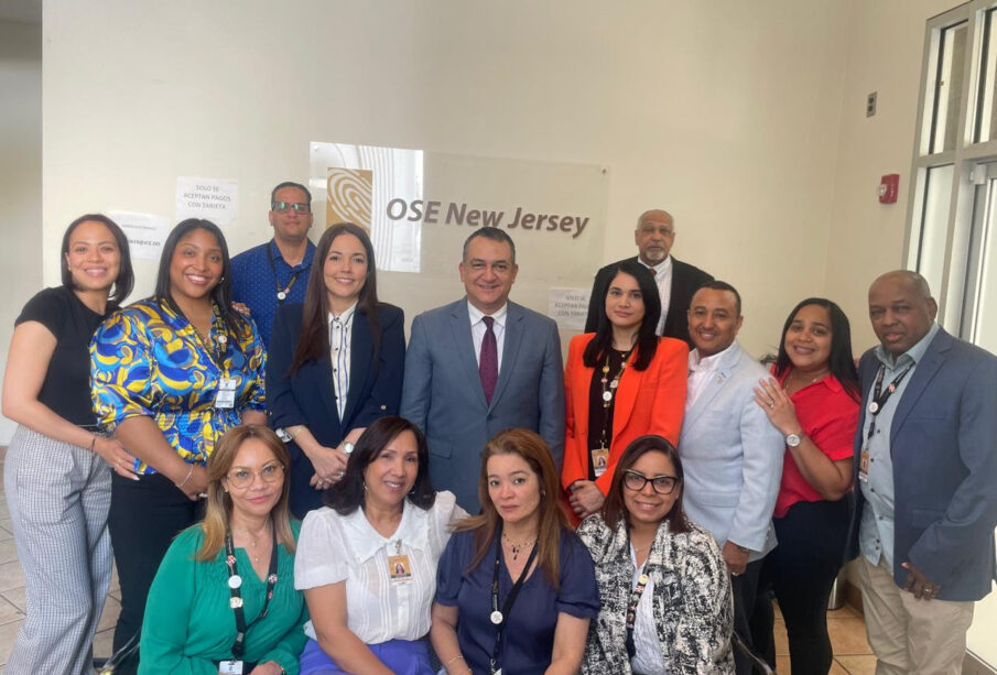 El Faro Latino observa visita JCE a EE.UU