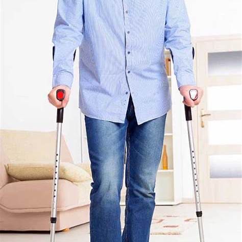 Body Image After Limb Loss, Learning to Look at Yourself Again