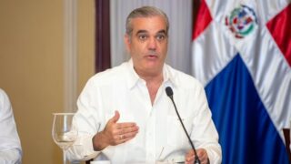 Abinader reafirma que no tolerará el desvío de fondos públicos y advierte sobre sanciones sin excepciones