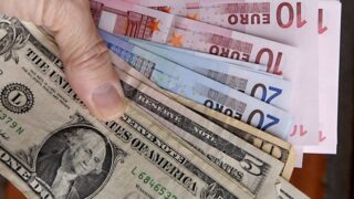 Dólar supera los RD$60 en República Dominicana mientras el petróleo vuelve a subir por tensiones con Irán