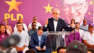 Danilo Medina atribuye al descontento ciudadano el regreso de simpatizantes al PLD