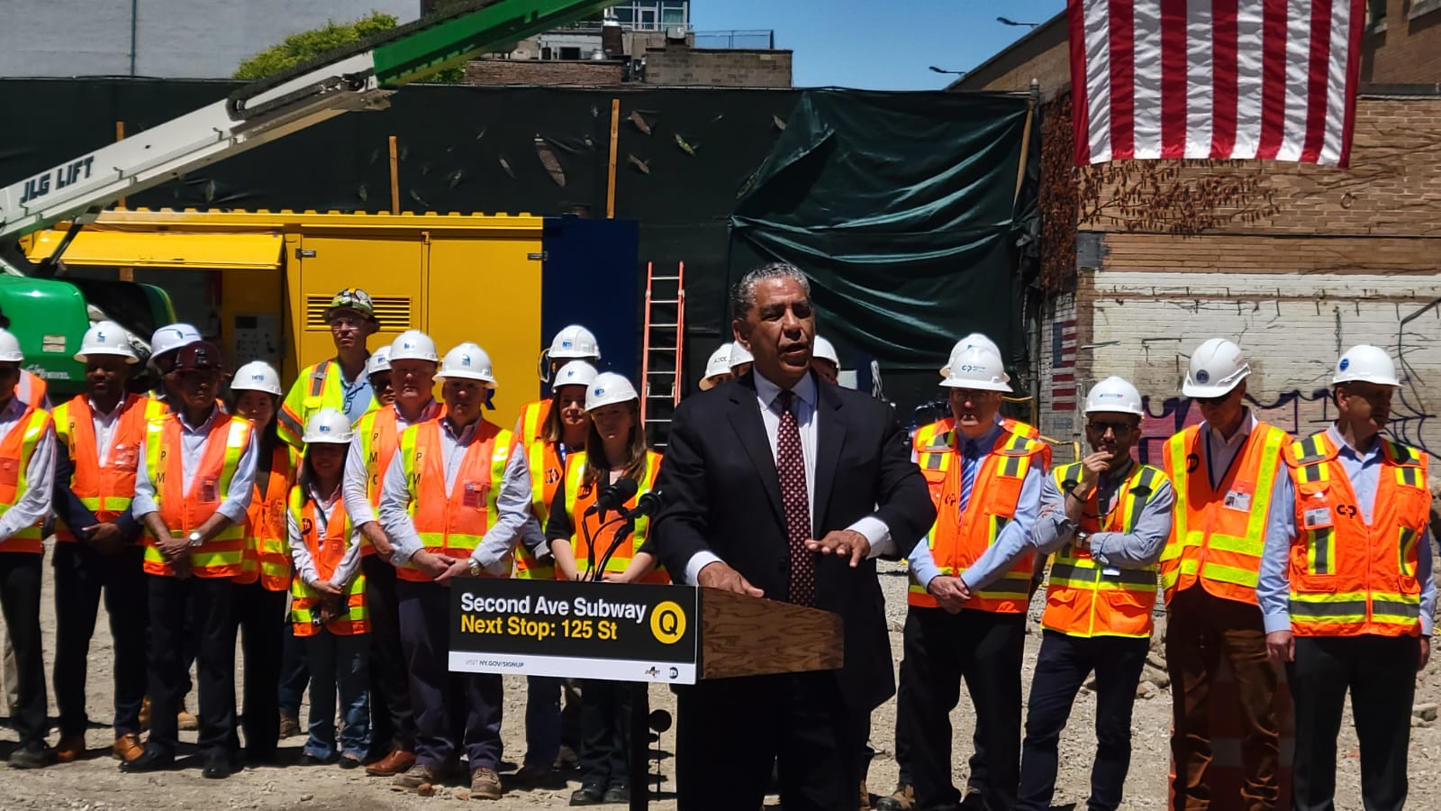 Espaillat y Hochul dan inicio a las obras de la Fase II de la expansión del Metro de la Segunda Avenida