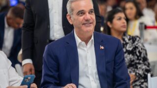 Presidente Abinader llama a los jóvenes a ser guardianes de la ética