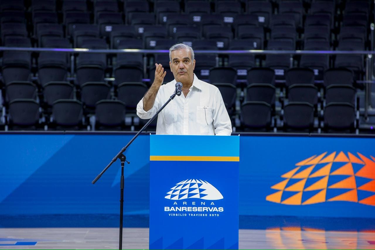 Presidente Abinader inaugura  Arena Banreservas Virgilio Travieso Soto