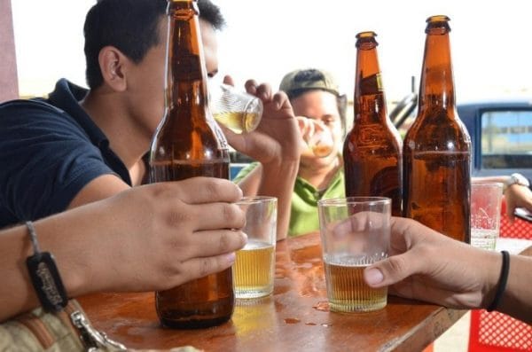 Declara inconstitucional el decreto que limita la venta de alcohol en horario nocturno