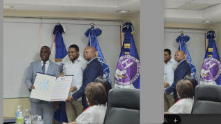 Delegado estudiantil del FESD-16, Janssen Valdez, recibe reconocimiento del Consejo Directivo de la Facultad de Humanidades por su gestión en favor del estudiantado