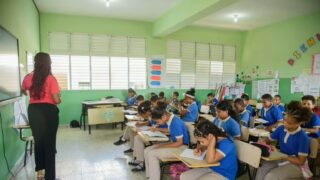 Colectivo advierte que más de medio millón de niños podrían quedar sin cupo para el año escolar 2026-2027