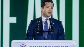 Omar Fernández critica nuevas retenciones e impuestos que, según afirma, afectarán a trabajadores independientes