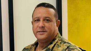 Suspenden a coronel e investigan presuntas irregularidades en la cárcel de Azua