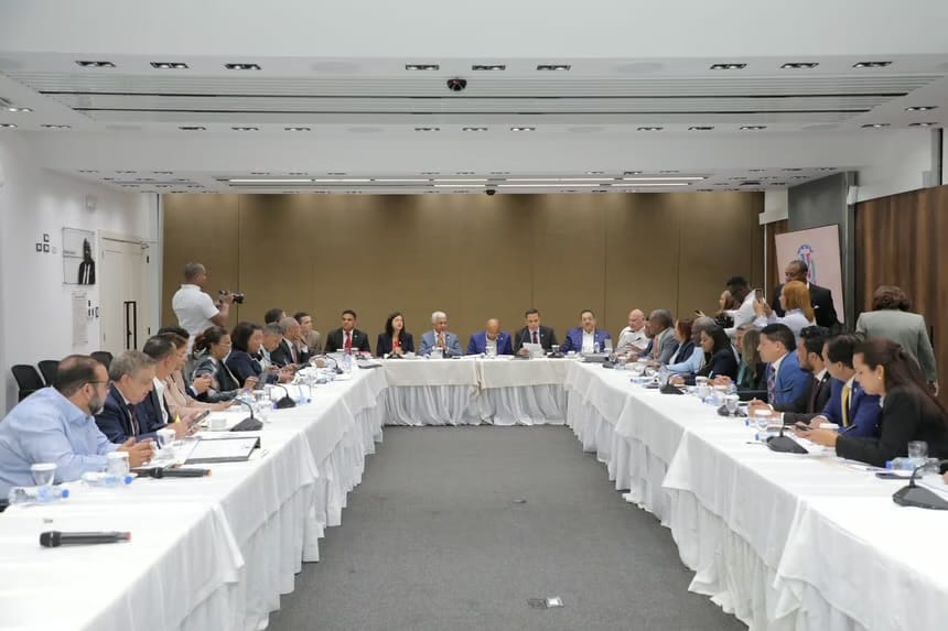 Comisión bicameral avanza en el estudio de reformas al Código Penal