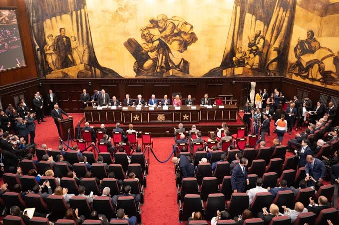 Congreso aprueba en tiempo récord las principales iniciativas del Poder Ejecutivo