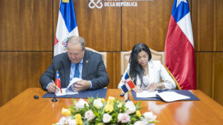 RD y Chile crean equipo conjunto para enfrentar la trata, el tráfico de migrantes y el lavado de activos