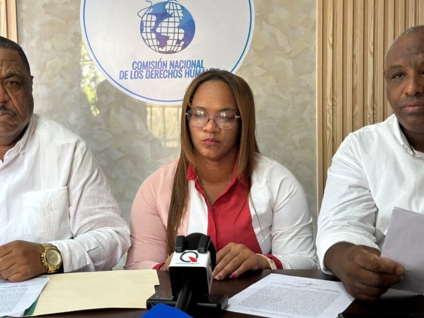 Mujer denuncia acoso y persecución por dirigente de Fuerza del Pueblo en La Romana