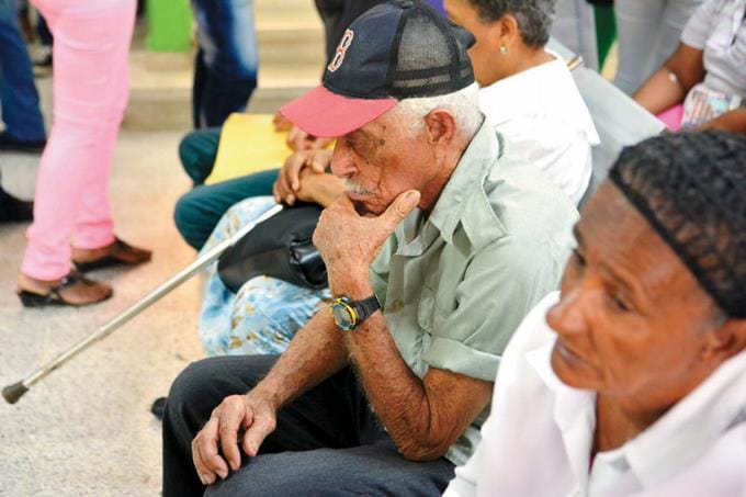 Más de 117 mil dominicanos mayores de 64 años continúan cotizando a la seguridad social
