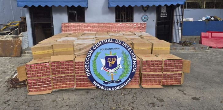 Policía decomisa más de 1.5 millones de cigarrillos de ocultos en un camión cargado de batatas
