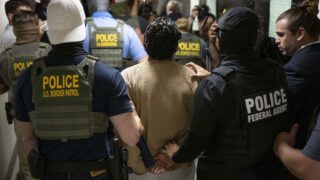 Demandan a Trump por forzar a medio EEUU cooperar con inmigración