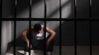 Hombre recupera su libertad tras pasar casi 20 años en prisión preventiva