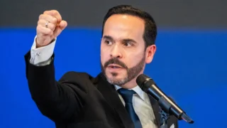 El Faro Latino inicia cobertura especial de la toma de posesión presidencial de Abelardo de la Espriella en Colombia