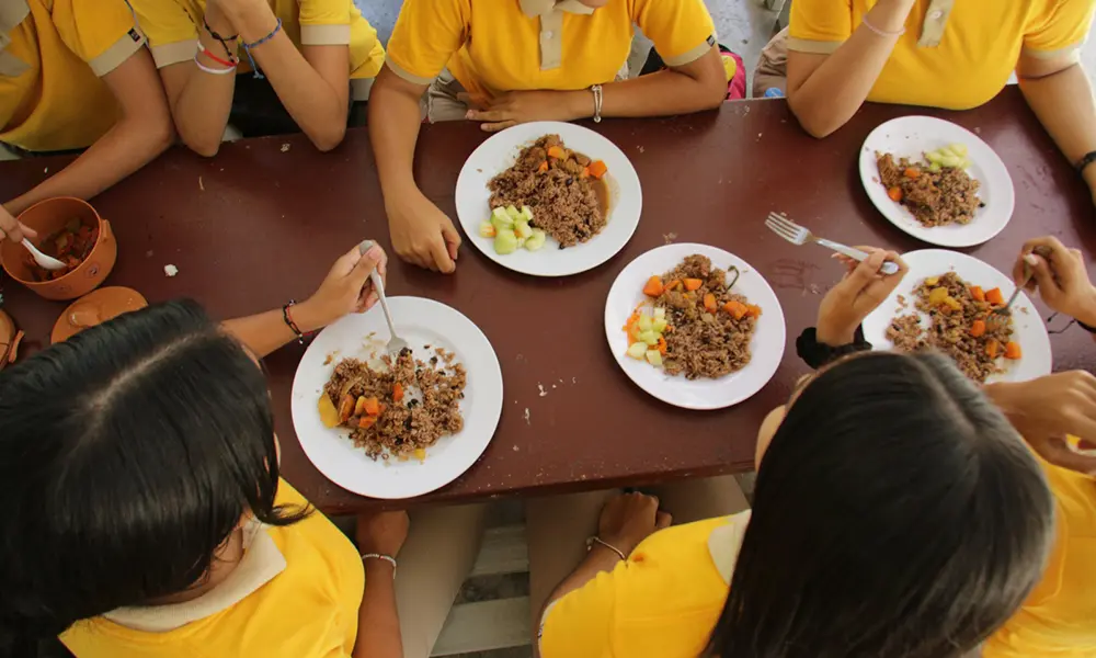 INABIE organiza menú escolar de cinco semanas para próximo año lectivo