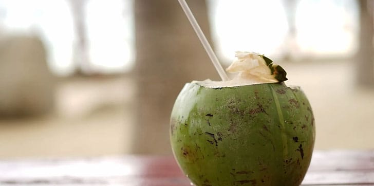 Agua de coco amplía su presencia en el mercado dominicano