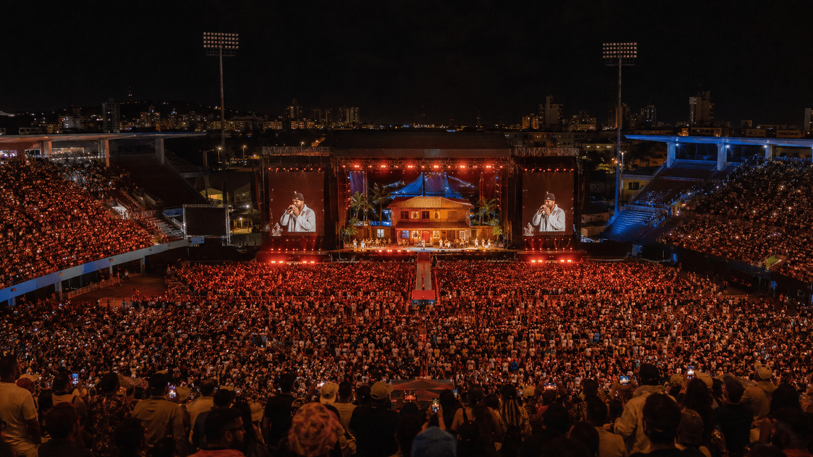 Bad Bunny cierra gira mundial ante 70,000 fanáticos en Puerto Rico