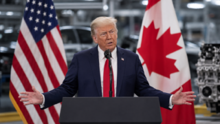 Trump insta a empresas canadienses a trasladar operaciones a Estados Unidos