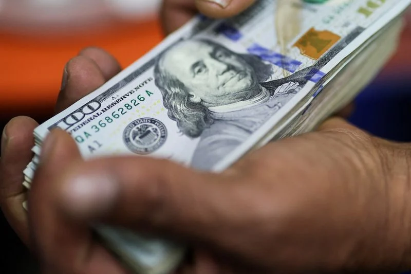 Dollar Falls to RD$58.86 as WTI Oil Opens Higher