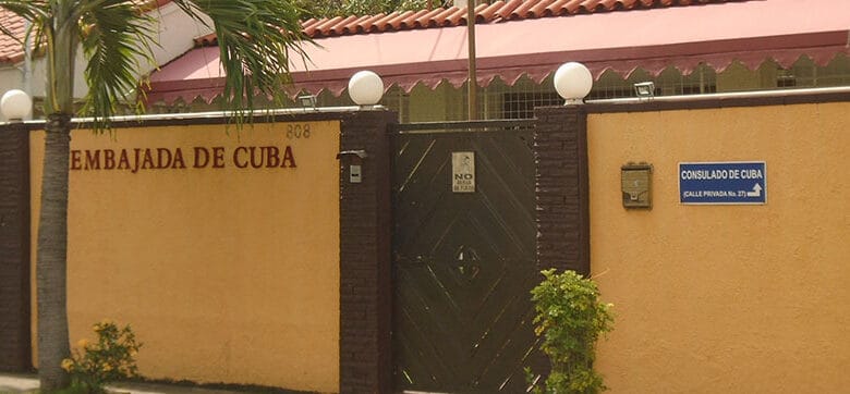 República Dominicana ordena salida de nueve diplomáticos cubanos y sus familiares
