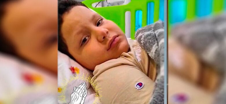 Familia de Tamboril solicita ayuda para trasplante renal de niño