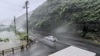 Más de un millón de personas evacuadas en la costa oriental de China tras el azote del tifón Dolphin