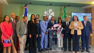 Fuerza del Pueblo solicita interpelar a ministro de Educación