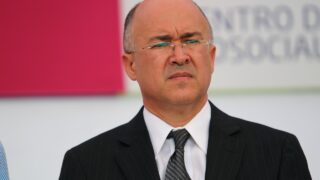 Domínguez Brito niega trato político a Santiago Matías por retiro de ficha judicial