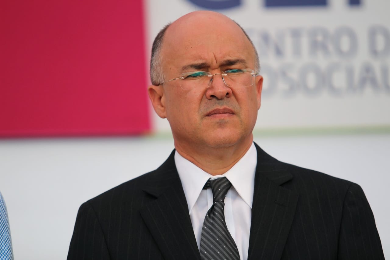 Domínguez Brito niega trato político a Santiago Matías por retiro de ficha judicial