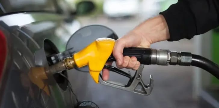 Gobierno aumenta hasta RD$3 a gasolinas y gasoil; mantiene sin cambios el GLP