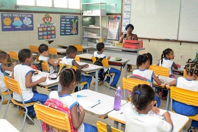 Revisión del currículo educativo genera distintas posiciones entre actores del sector