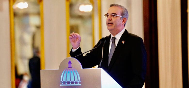Abinader traslada residencia presidencial a Santiago por tres días