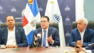 Gasolineras mantendrán pagos con tarjetas mientras Anadegas negocia con bancos