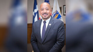 Alcalde de Lawrence enfrenta 15 nuevos cargos estatales en Massachusetts