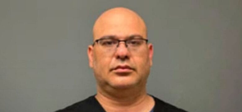 Arrestan médico dominicano en Connecticut acusado de agredir sexualmente a menor