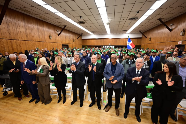 Leonel Fernández rechaza eliminar el voto dominicano en el exterior