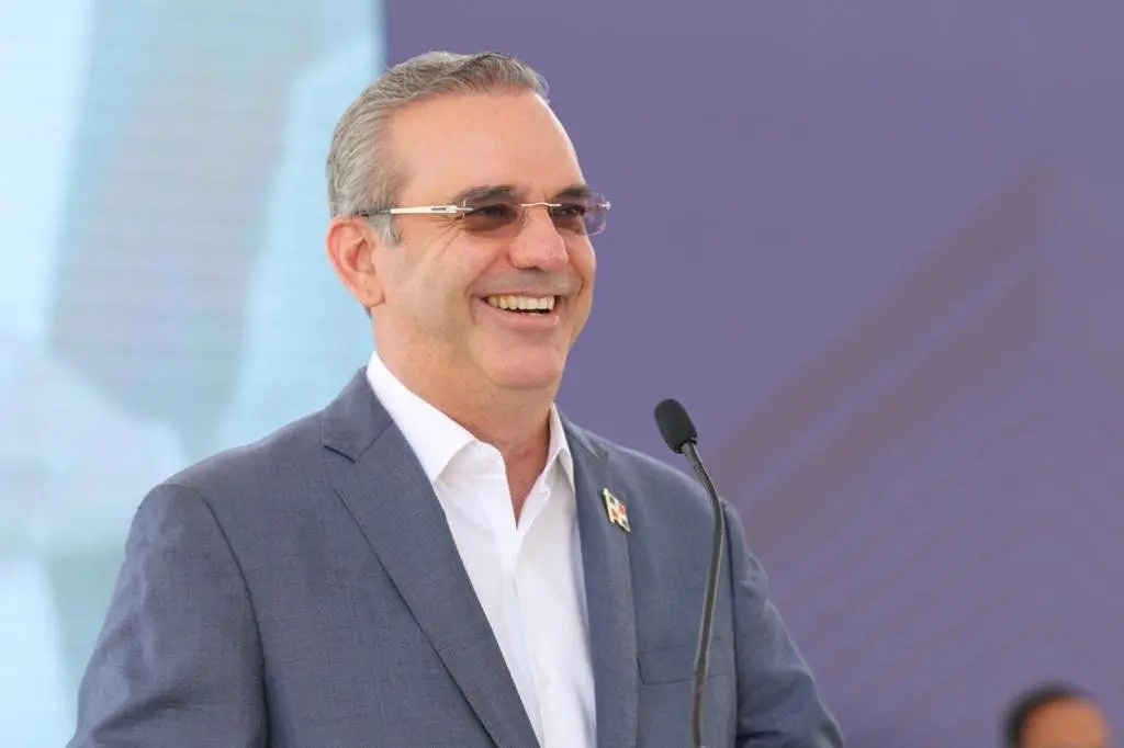 Abinader trasladará sede del Poder Ejecutivo a Santiago durante tres días