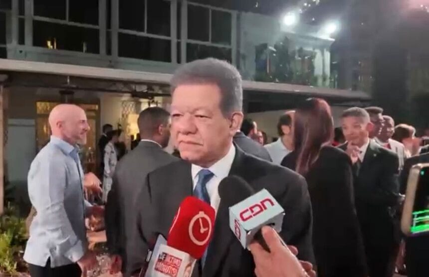Leonel Fernández evita anticipar candidaturas ante menciones de Omar y Alofoke
