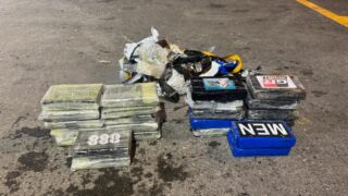 Incautan 24 paquetes de presunta cocaína en un buque con destino a Puerto Rico
